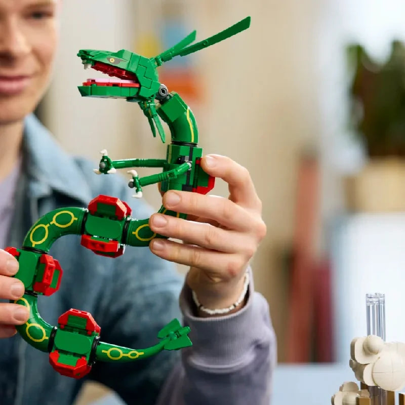 Rayquaza de bloques fuera de su base