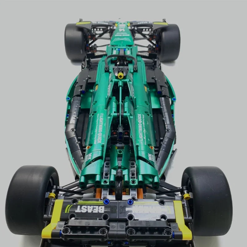 Formula 1 Aston Martin Aramco AMR25 · 1.912 pezzi